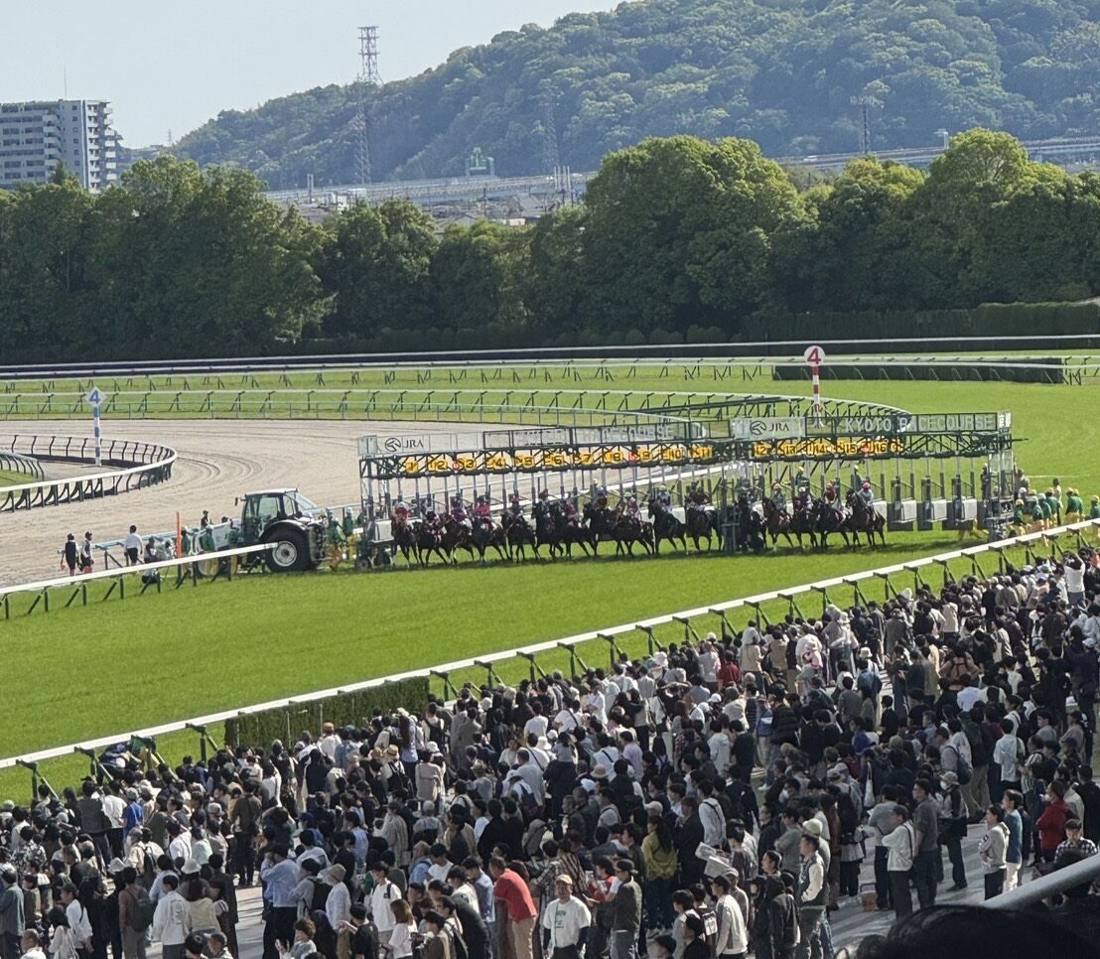 競馬場